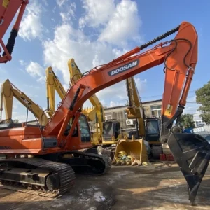 30 Tons Crawler Excavator (20 Units)